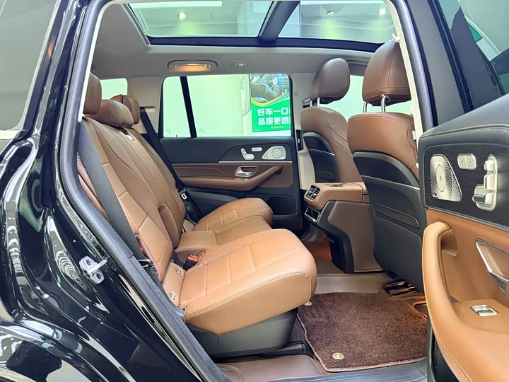 Фото 11 - Mercedes-Benz GLS-Class