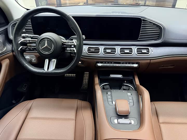 Фото 13 - Mercedes-Benz GLS-Class