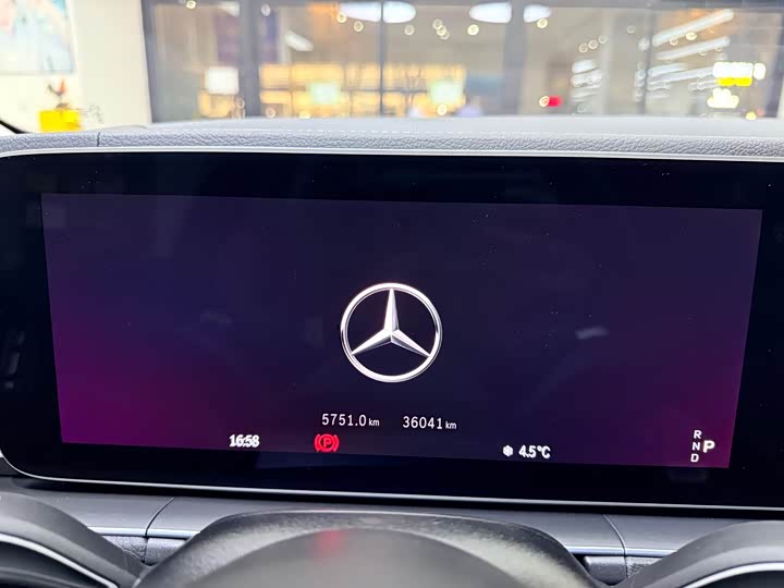 Фото 17 - Mercedes-Benz GLS-Class