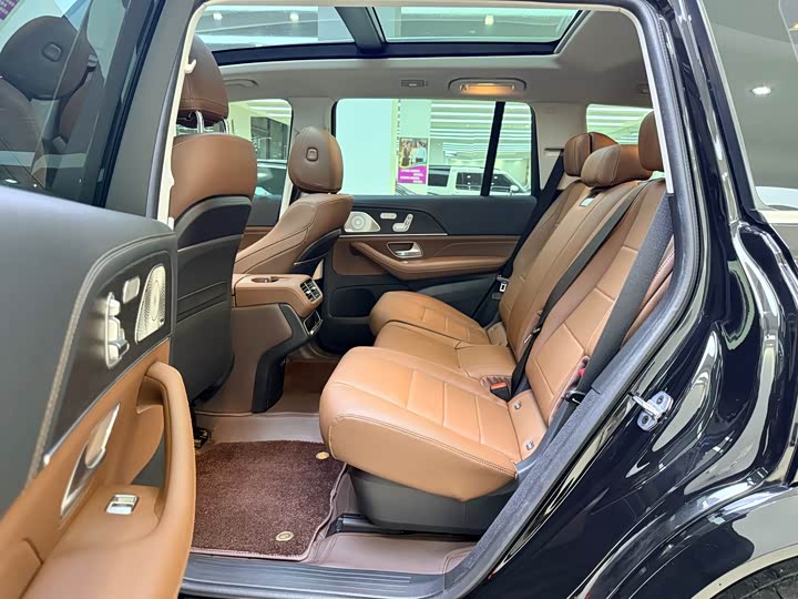 Фото 8 - Mercedes-Benz GLS-Class