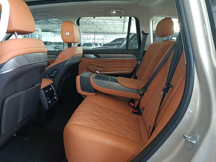 Фото 17 - Tank 500