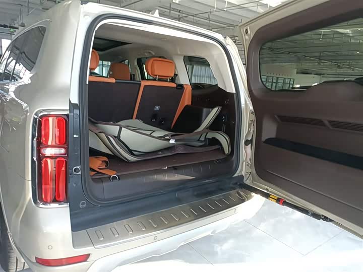 Фото 19 - Tank 500