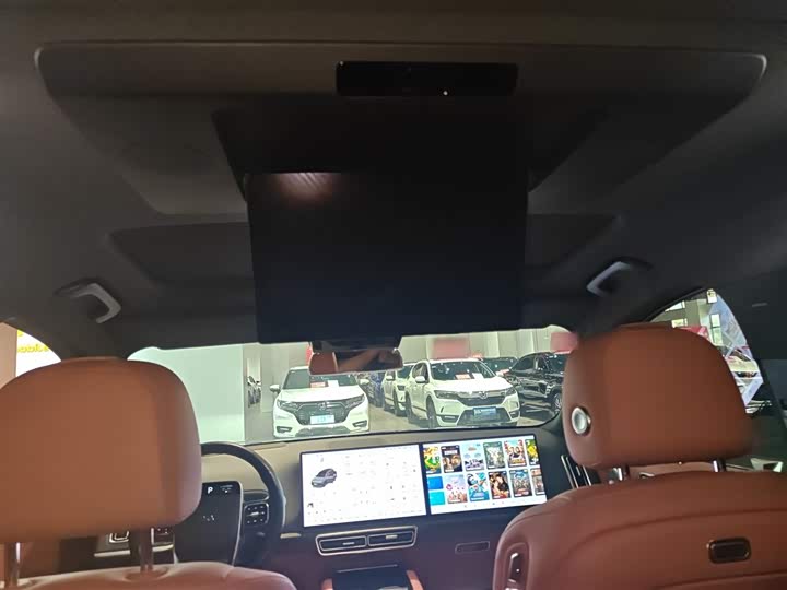 Фото 18 - LiXiang L9