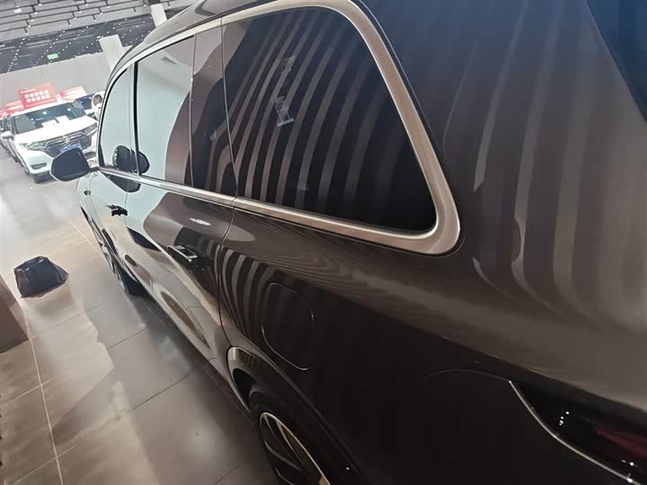 Фото 5 - LiXiang L9