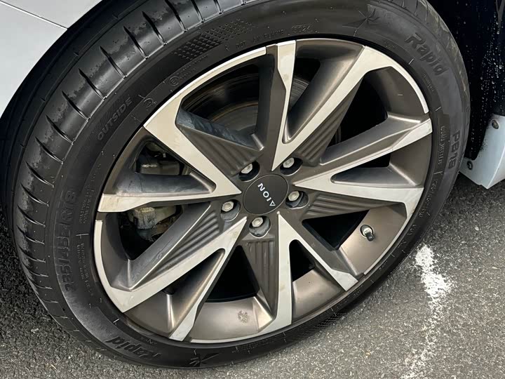 Фото 15 - GAC Aion S Plus