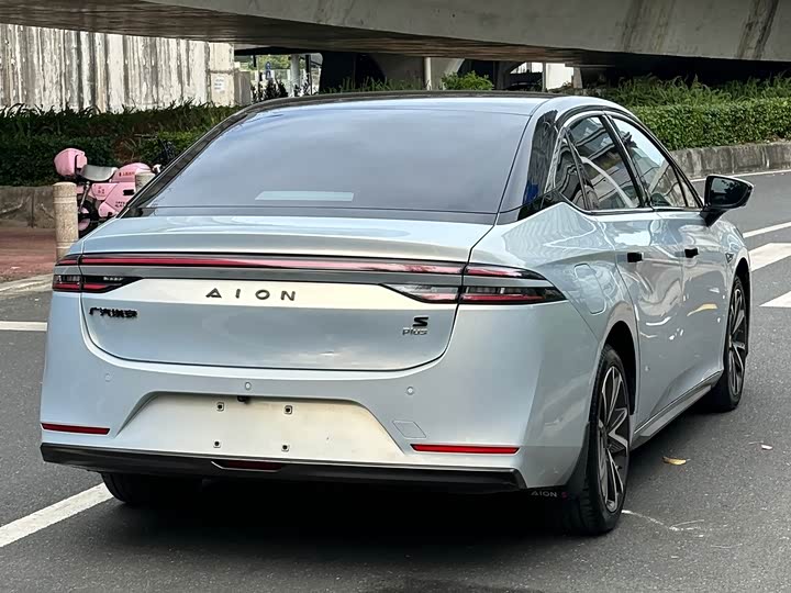 Фото 18 - GAC Aion S Plus