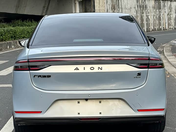 Фото 19 - GAC Aion S Plus
