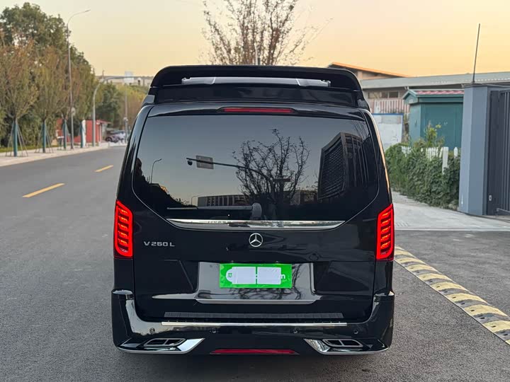 Фото 4 - Mercedes-Benz V-Class