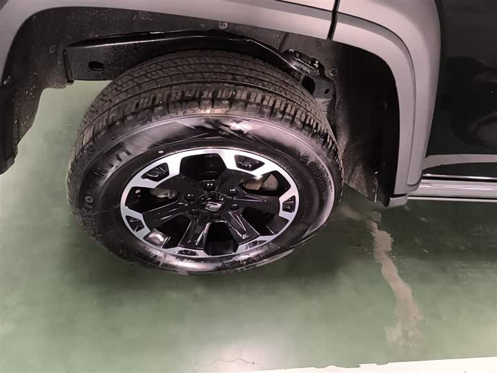 Фото 26 - Tank 300 Hybrid