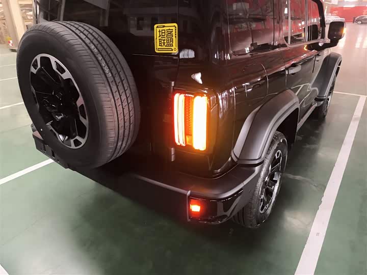 Фото 8 - Tank 300 Hybrid