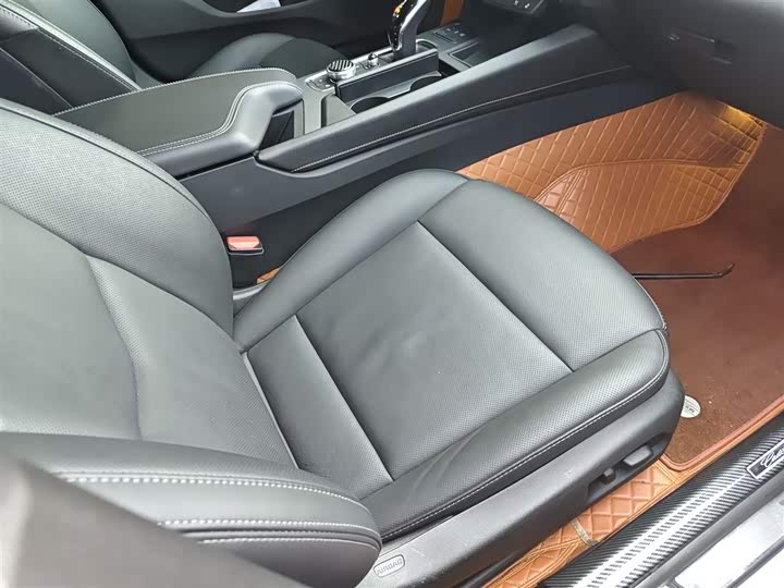 Фото 25 - Cadillac CT5