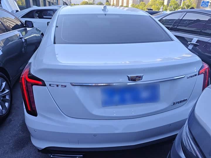 Фото 6 - Cadillac CT5