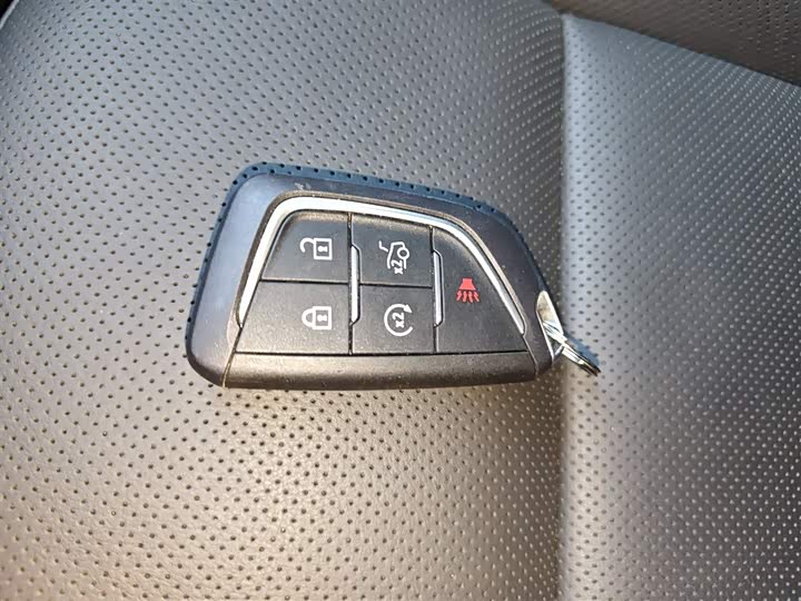 Фото 9 - Cadillac CT5