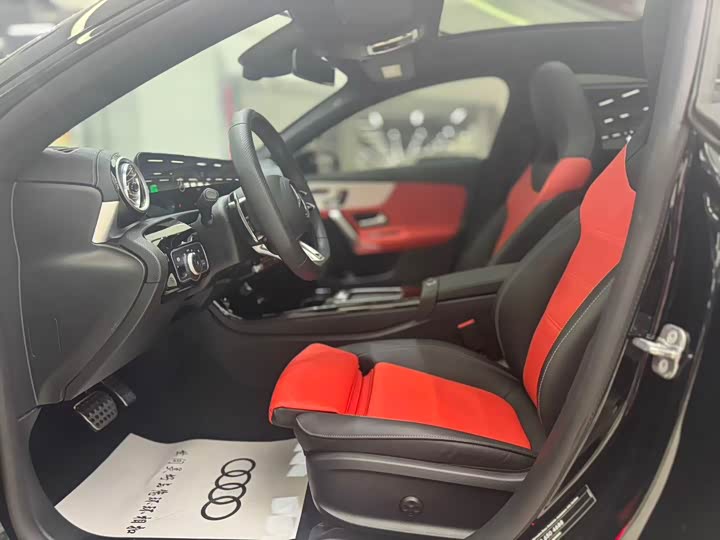 Фото 4 - Mercedes-Benz CLA-Class AMG