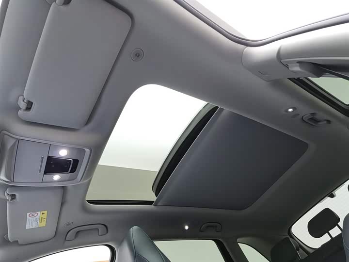 Фото 14 - BYD Sea Lion 07 DM-i Hybrid