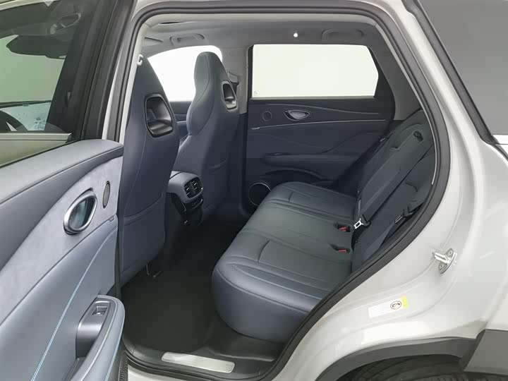 Фото 15 - BYD Sea Lion 07 DM-i Hybrid