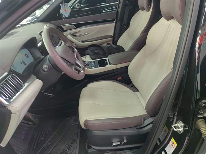 Фото 15 - BYD Song Plus Hybrid/EV