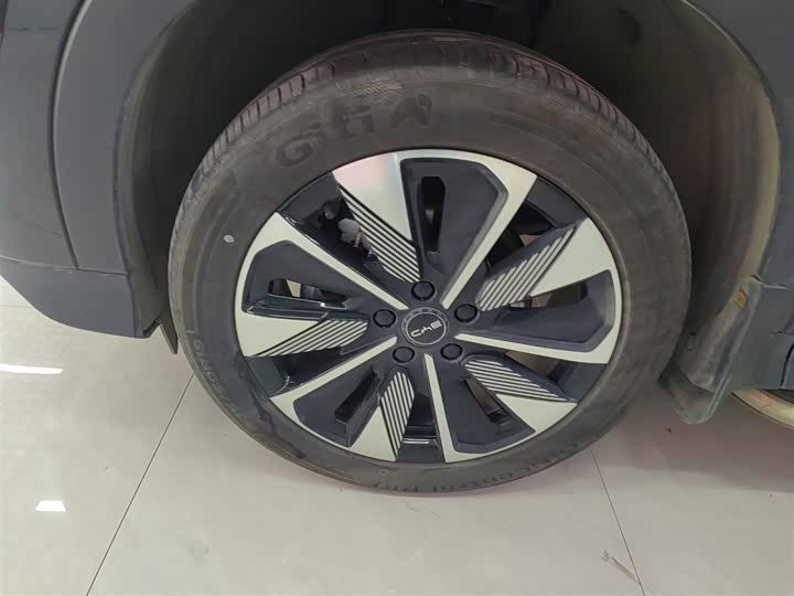 Фото 23 - BYD Song Plus Hybrid/EV