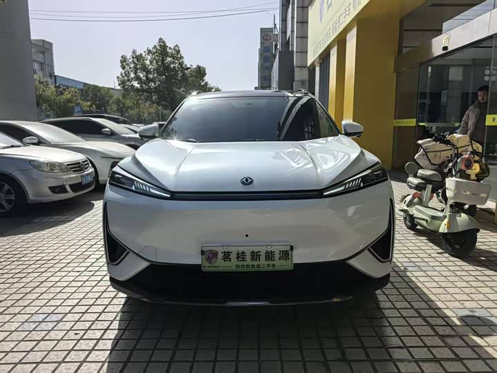 Фото 2 - Dongfeng Aeolus L7