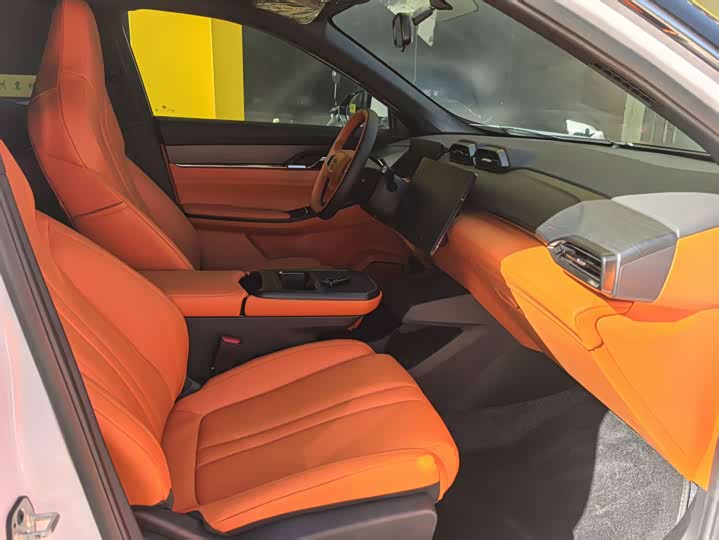 Фото 4 - Dongfeng Aeolus L7