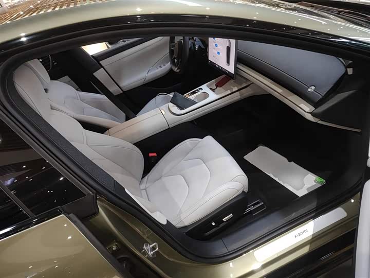 Фото 24 - Xiaomi SU7