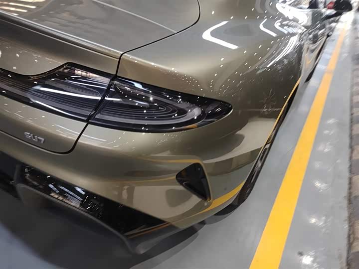 Фото 8 - Xiaomi SU7