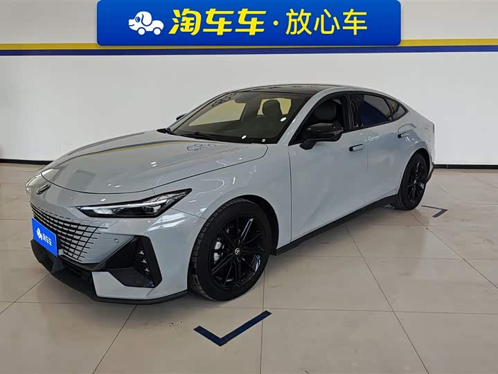 Фото 1 - Changan UNI-V