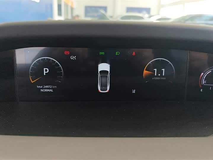 Фото 14 - Changan UNI-V