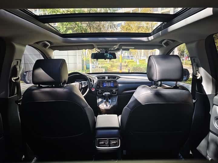 Фото 11 - Honda CR-V