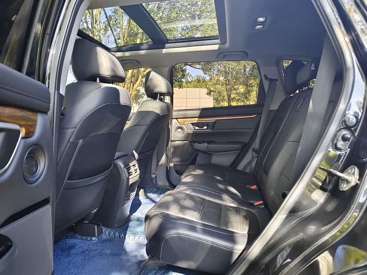 Фото 7 - Honda CR-V