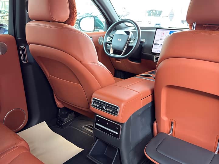 Фото 10 - LiXiang L7