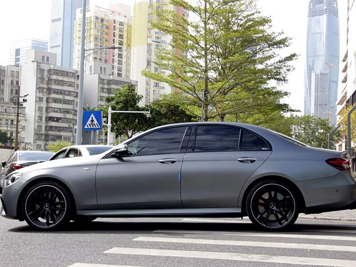 Фото 3 - Mercedes-Benz E-Class AMG