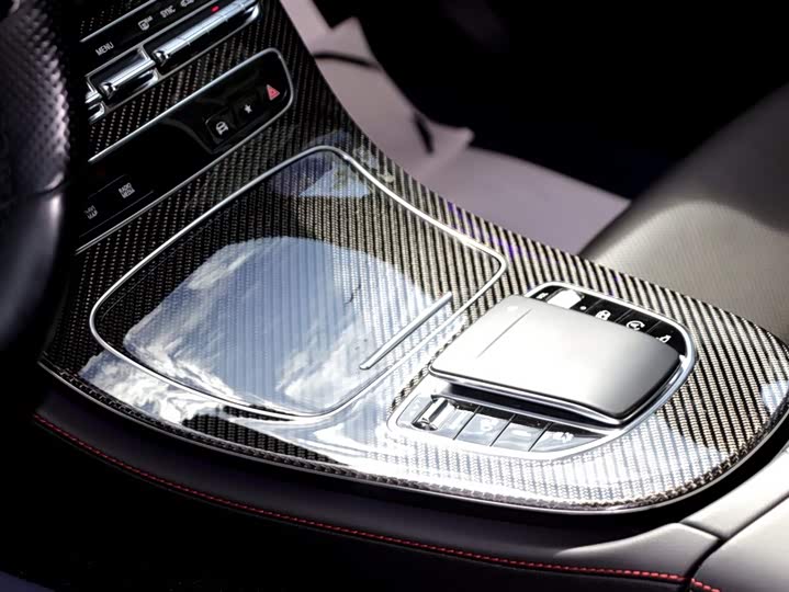 Фото 8 - Mercedes-Benz E-Class AMG