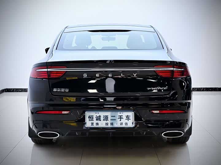 Фото 6 - Geely Preface