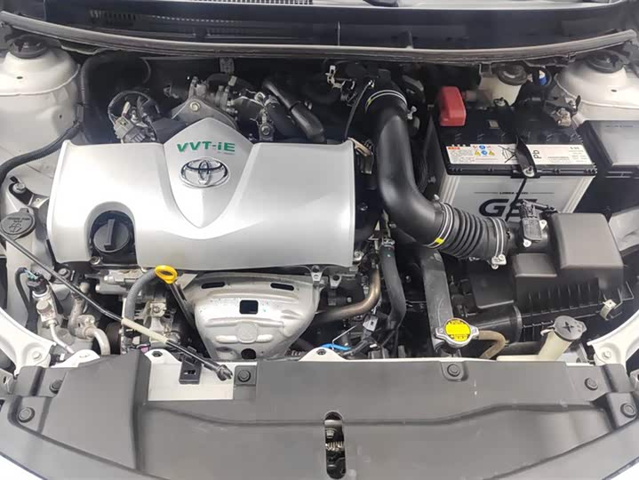 Фото 10 - Toyota Vios