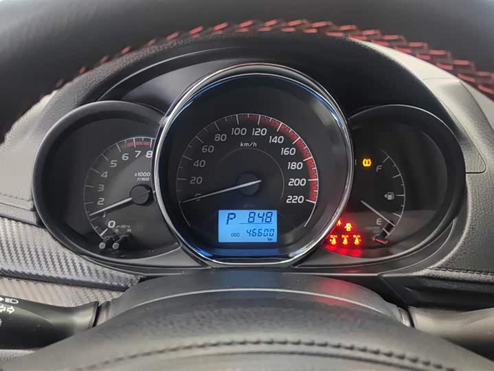 Фото 14 - Toyota Vios