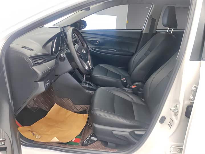 Фото 9 - Toyota Vios