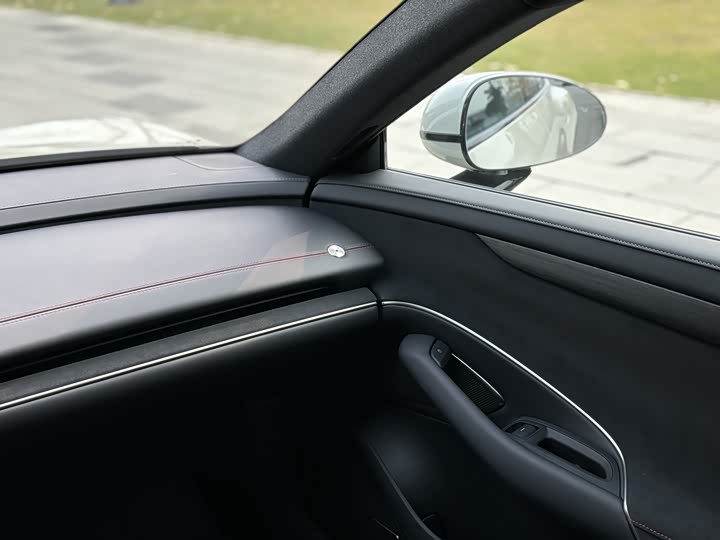 Фото 8 - Xiaomi SU7