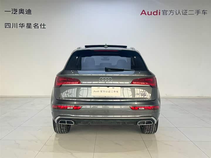Фото 5 - Audi Q5L