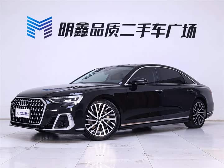 Фото 2 - Audi A8