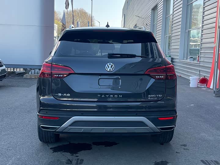 Фото 12 - Volkswagen Tayron