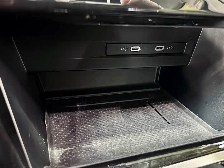 Фото 15 - Volkswagen Tayron