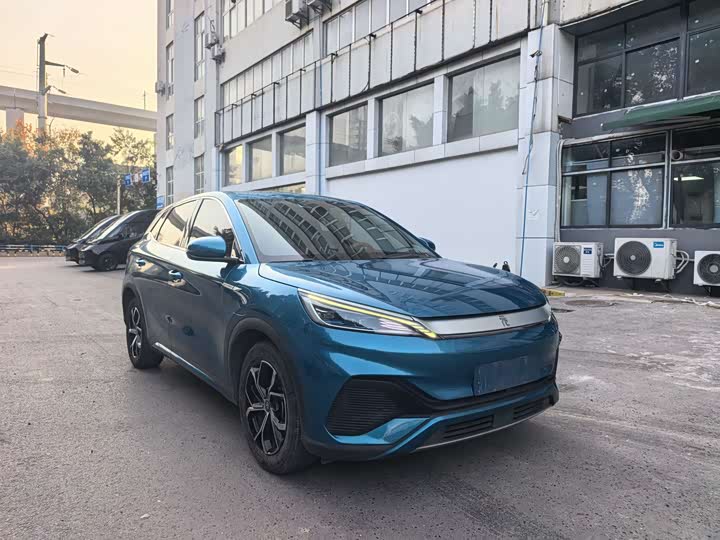 Фото 3 - BYD Yuan Plus