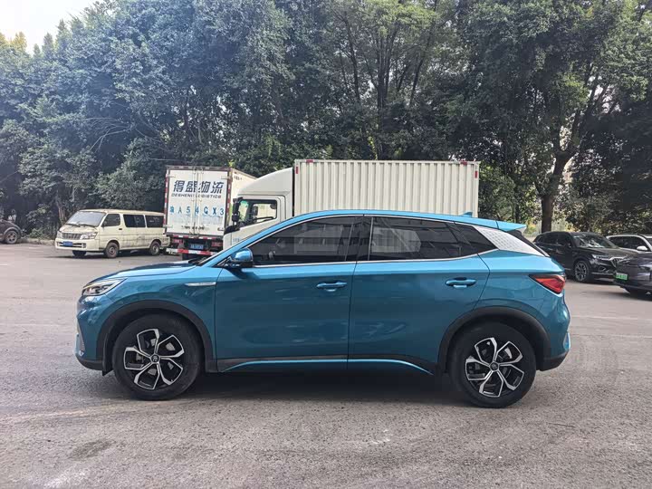 Фото 4 - BYD Yuan Plus