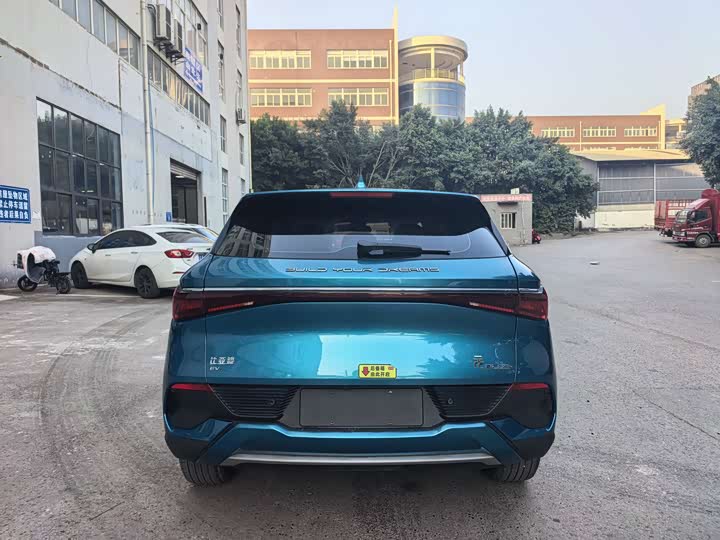 Фото 6 - BYD Yuan Plus