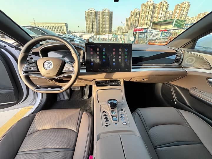 Фото 13 - BYD Han