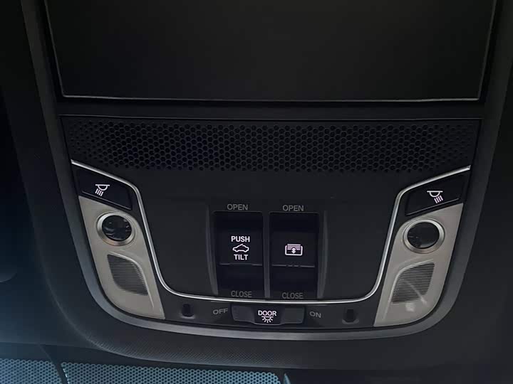 Фото 19 - Honda Inspire