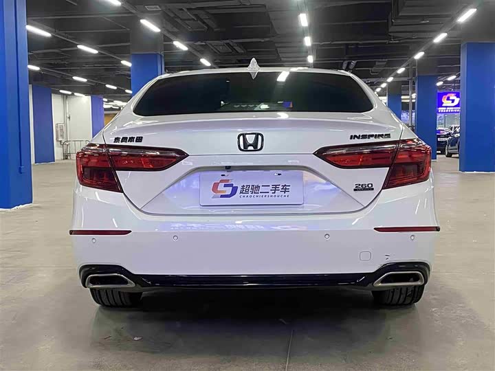 Фото 4 - Honda Inspire