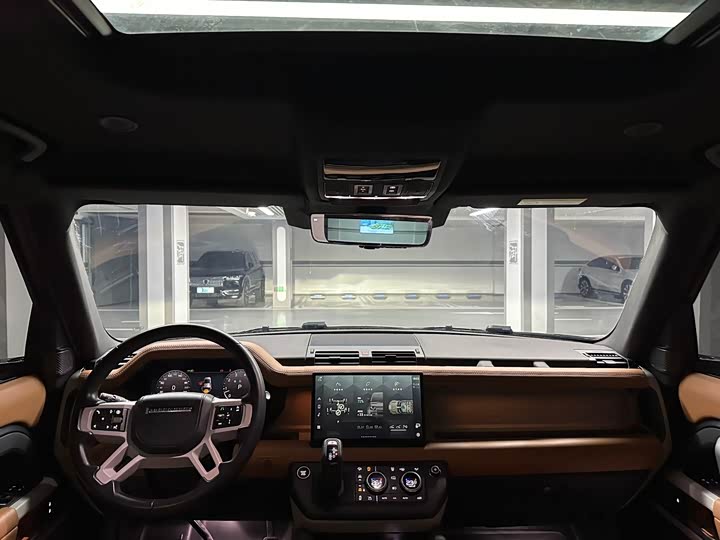 Фото 10 - Land Rover Defender