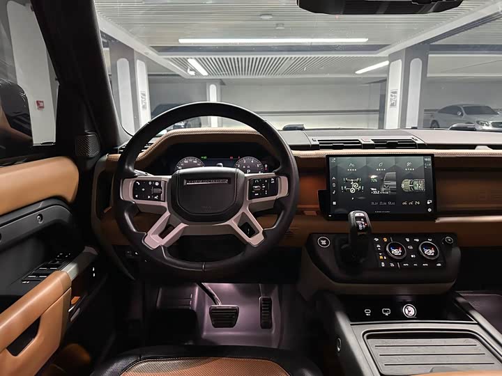 Фото 11 - Land Rover Defender